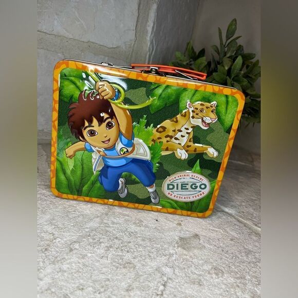 Diego's Biggest Rescue Metal Box - Picture 1 of 3